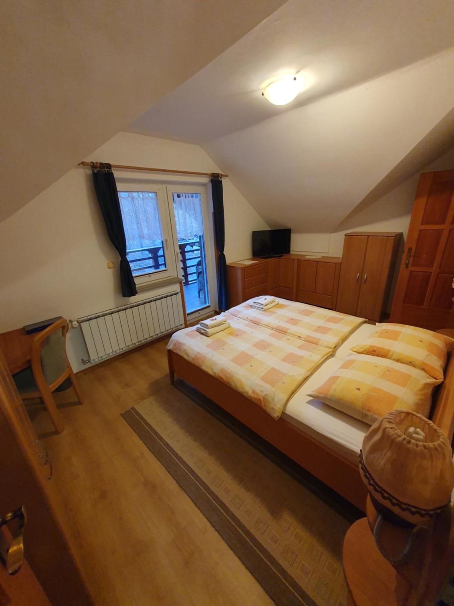 Miskar Rooms Cerknica Rom bilde