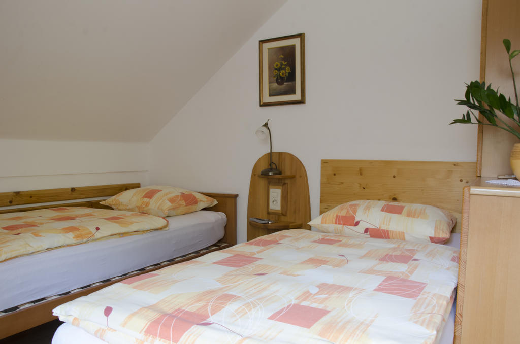 Miskar Rooms Cerknica Rom bilde